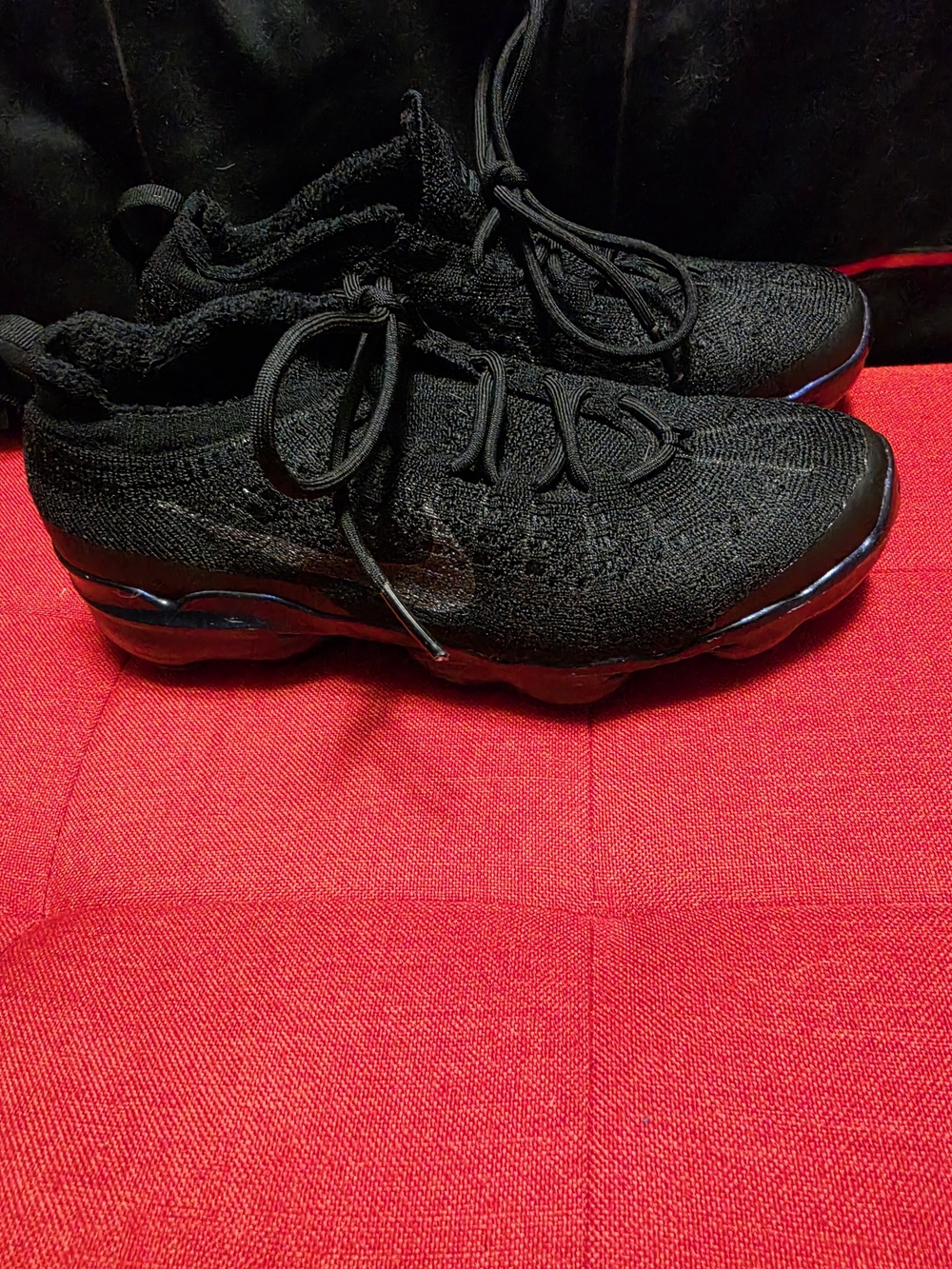 Nike Women's Black  Vapormax Knit Running Sneakers